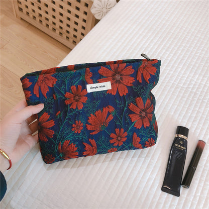 Floral Women's Polyester Zipper Makeup Travel Bag