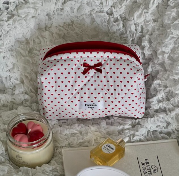 Chic Heart Cosmetic Pouch