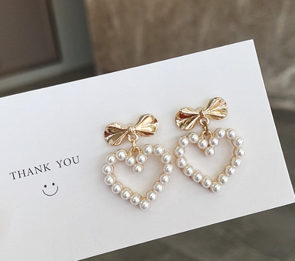 Chic Pearl Heart Bow Earrings